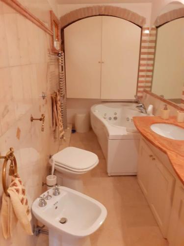  B&B da Cinzia - Casa dellarte in centro storico con idromassaggio in Perugia