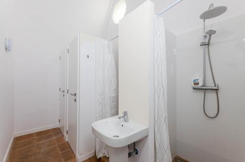 Urban Hostel Palma - Albergue Juvenil - Youth Hostel - image 13
