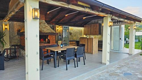 Holiday Home Natura with private pool