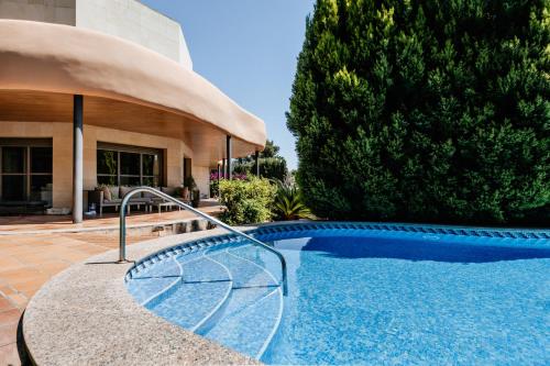 Lushville - Luxurious Villa with Pool in Valencia chambre d'hôte Bétera