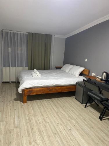 Convenient and Furnished Flat in Izmir Bayrakli