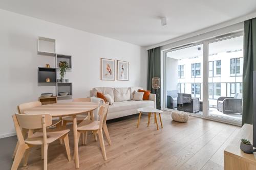 Apartment with Balcony image 7