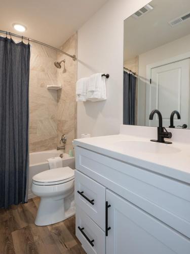 Piedmont Place Suite 303 - Apartment - Crozet