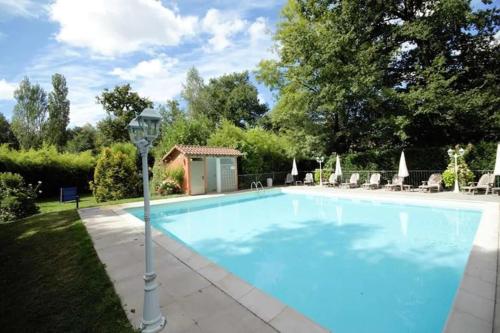 Gite 10 people with swimming pool