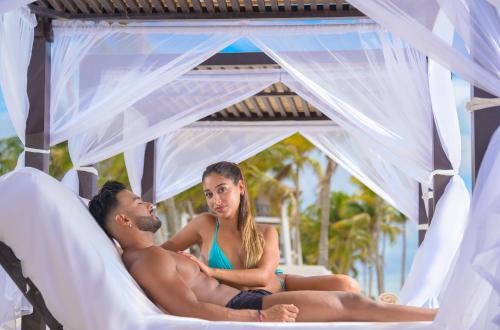 Desire Riviera Maya Pearl Resort All Inclusive - Couples Only photo 2