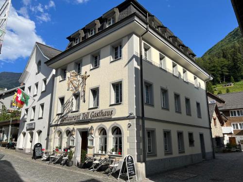  Gasthaus Tell, Andermatt bei Prato