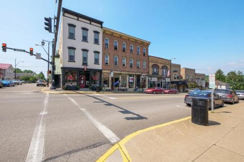 Charming Millersburg Apartment in Downtown!