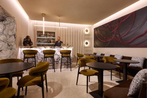 Borghese Contemporary Hotel - image 5