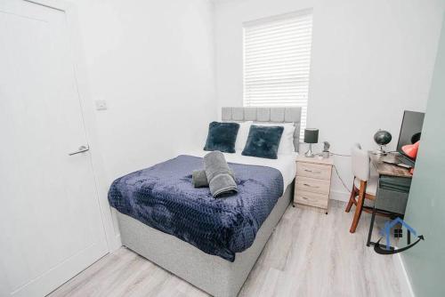 Balby Casa king beds parking workspace wifi corporates pets