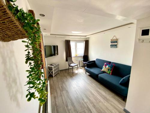 Kennedy House by Blackpool Service Apartments - Thornton Cleveleys Latter Day Saints