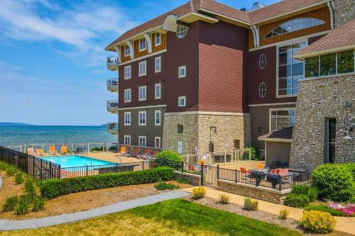 Beachfront Traverse City Resort Condo with Pool