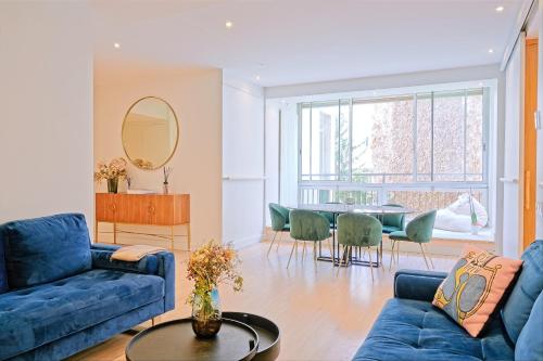 Avenue Montaigne - Prestigieux 2BR - Location saisonnière - Paris