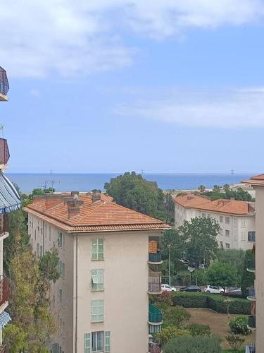 F4 avec vue mer / Flat with sea view 3 bedrooms - Location saisonnière - Nice