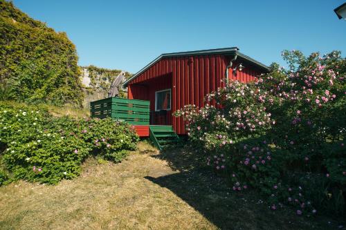 Sleeps 4
