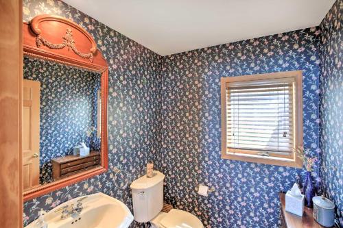 Gorgeous Charlevoix Home on Lake Michigan! - image 14