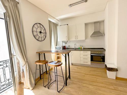 Lisbon Liberty 140 Deluxe apartment - image 14