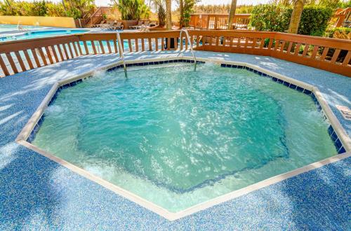Beach Cove Resort in Myrtle Beach, USA