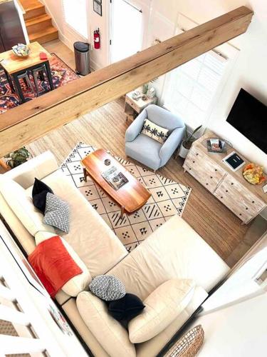 Liz Lane Cottage- entire guesthouse in Charleston, USA