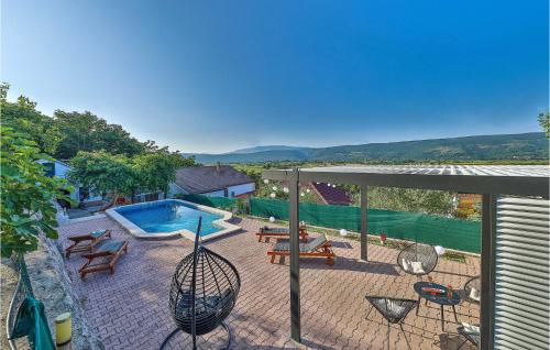 Stunning Home In Grubine With 4 Bedrooms, Outdoor Swimming Pool And Heated Swimming Pool - Location saisonnière - Grubine