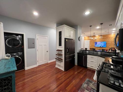 Cozy Chicago Apartment next to the River in Bridgeport