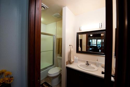 East Rim - Unit A24 - image 13