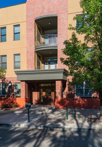 Mears House - Unit 2F - main image