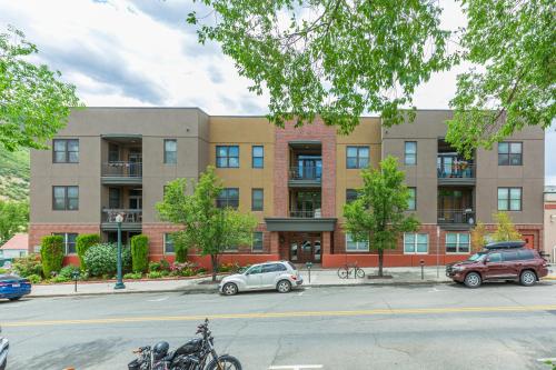 Mears House - Unit 2F - image 7