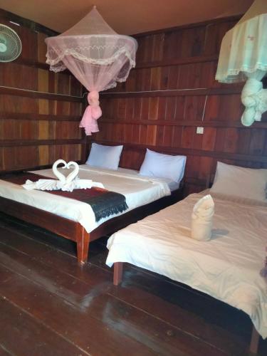 Riverside Bungalow Don Det in Muang Khong
