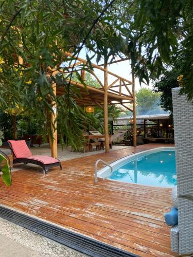 Cabinas Playa Surf Hostel in Santa Teresa