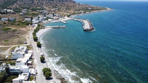 Surrounding environment, Kiveli in Vrachasi