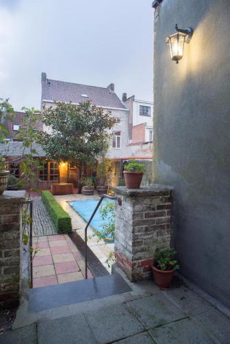 B&B Coupure - image 6