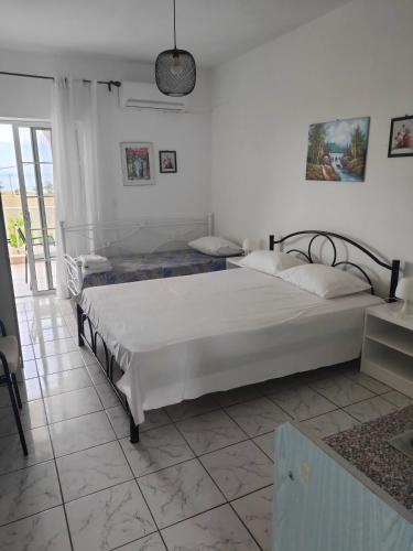  Paschalia sea view studios in Psakoudia