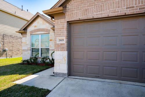 Select Exclusive Room in Fresno Texas in Fresno, USA