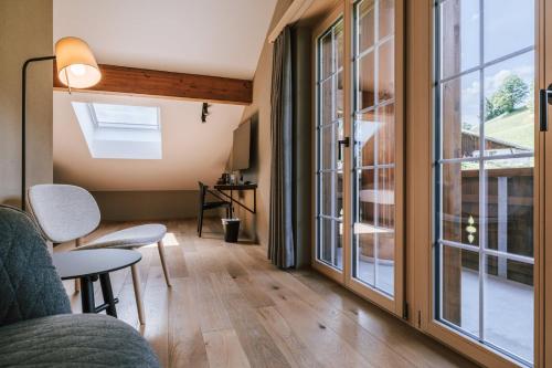 room detail thumbnail 0