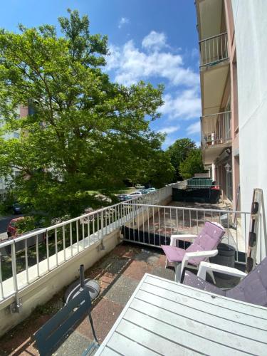 Bel appartement avec parking et terrasse plein sud