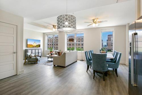 Spacious 4BR Condo Near French Quarter - 편의 시설/서비스
