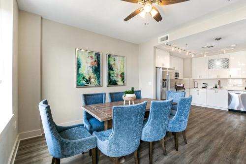 Spacious 4BR Condo Near French Quarter - 편의 시설/서비스