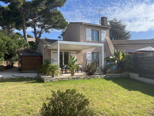 Le Verger, villa lumineuse et agréable avec son espace extérieur clos au cœur de notre vignoble