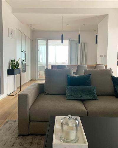 Penthouse F8 - Panoramic terrace, view Two Towers, Boloňa (fotografie 10)