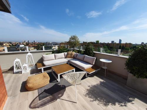 Penthouse F8 - Panoramic terrace, view Two Towers, Boloňa
