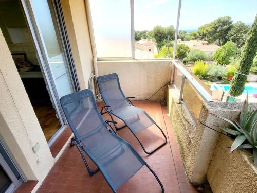 Appartement Le Brusc, 1 pièce, 3 personnes - FR-1-316-250