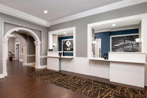 Hampton Inn & Suites Stamford