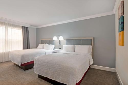 Hampton Inn & Suites Stamford