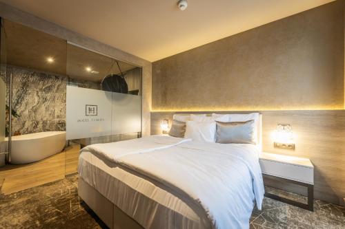 Suite, deluxe