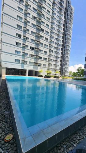 AVIDA TOWER Free Airport Pick up for 3 nights stay or more 3
