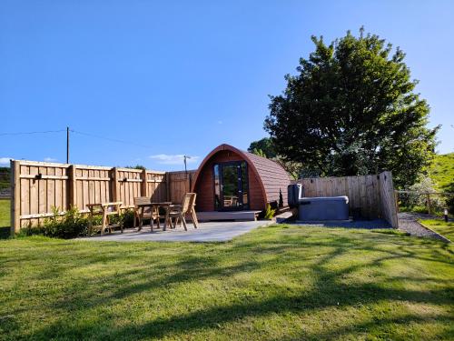 Навколишнє середовище, Devonknowes lodges in Тілліколтрі