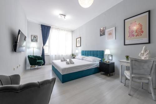 The Bassegli - Gozze Palace