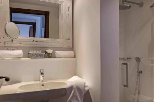 StayCatalina Boutique Hotel-Apartments - image 10