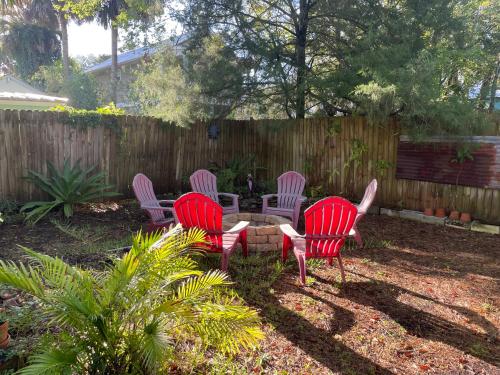 3BR/3BA Charming Key West Style Home in Downtown Saint Augustine in St. Augustine, USA