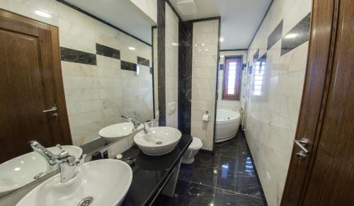 Hotel Mostar - image 11